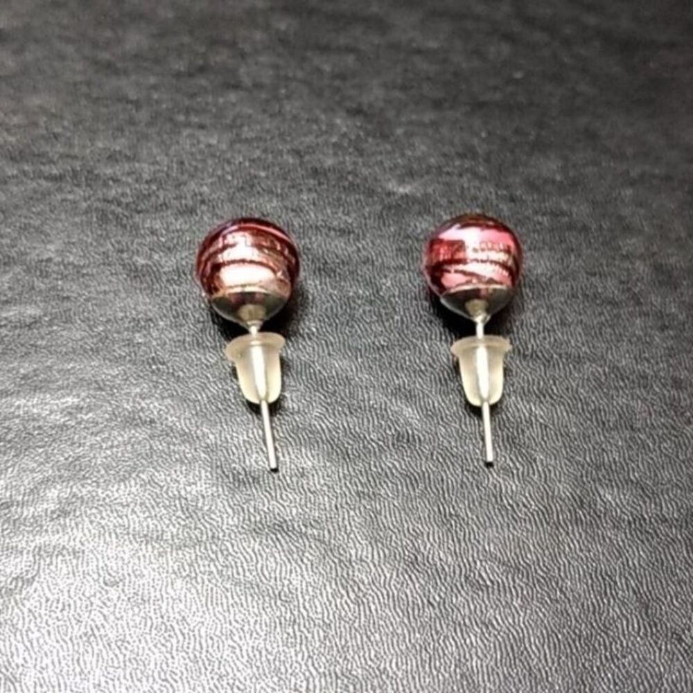 Round pink swirly earrings - Picture 4 of 8